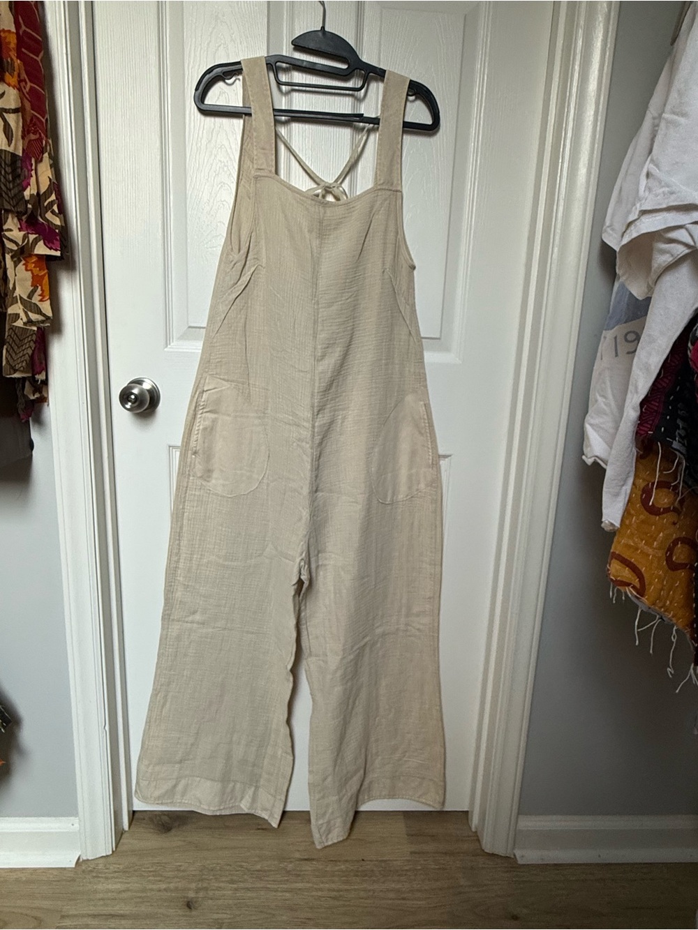 NWOT Zenana Outfitters Beige Gauze Tie-Back Wide-Leg Jumpsuit - Picture 3 of 6